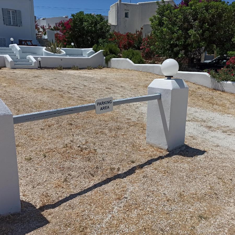 Isalos Paros ناوسا المظهر الخارجي الصورة